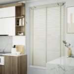 ستائر رول مقصمة لون ابيض