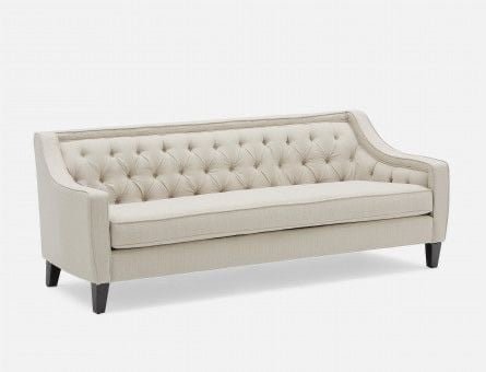 ti9SpfWSdAnEkV3ino4Dv78ZiJz6lUurLxcjXiMV Curved Three-Seater Sofa With Beige Button-Upholstered Planter - Image 1