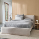 سرير متعدد المقاسات مخمل بيج فخم