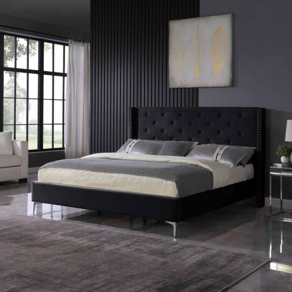 fc322ea8-a446-4a03-a904-ea955c64cdd1-1000x1000-ekhr7BSqlQhPMnc6FBzVSjaEGUw8f1miCz2gmEP8 Black Velvet Fleece Bed - Image 1