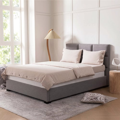 oGScYGrRzMI6rgGYCs2aAsljeCMJOMQlFeCYVwih Luxurious Grey Linen Bed - Image 1