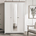 خزانة خشب صلب 3 أبواب بدرج