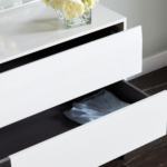 ⁦طاولة تزيين 3 أدراج مع مرآة - سولي⁩ - الصورة ⁦3⁩