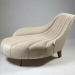 أريكة إيفرين مخمل بيج