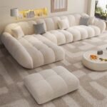 ⁦كنب حرف آل كومفي مخمل بيج⁩ - الصورة ⁦2⁩