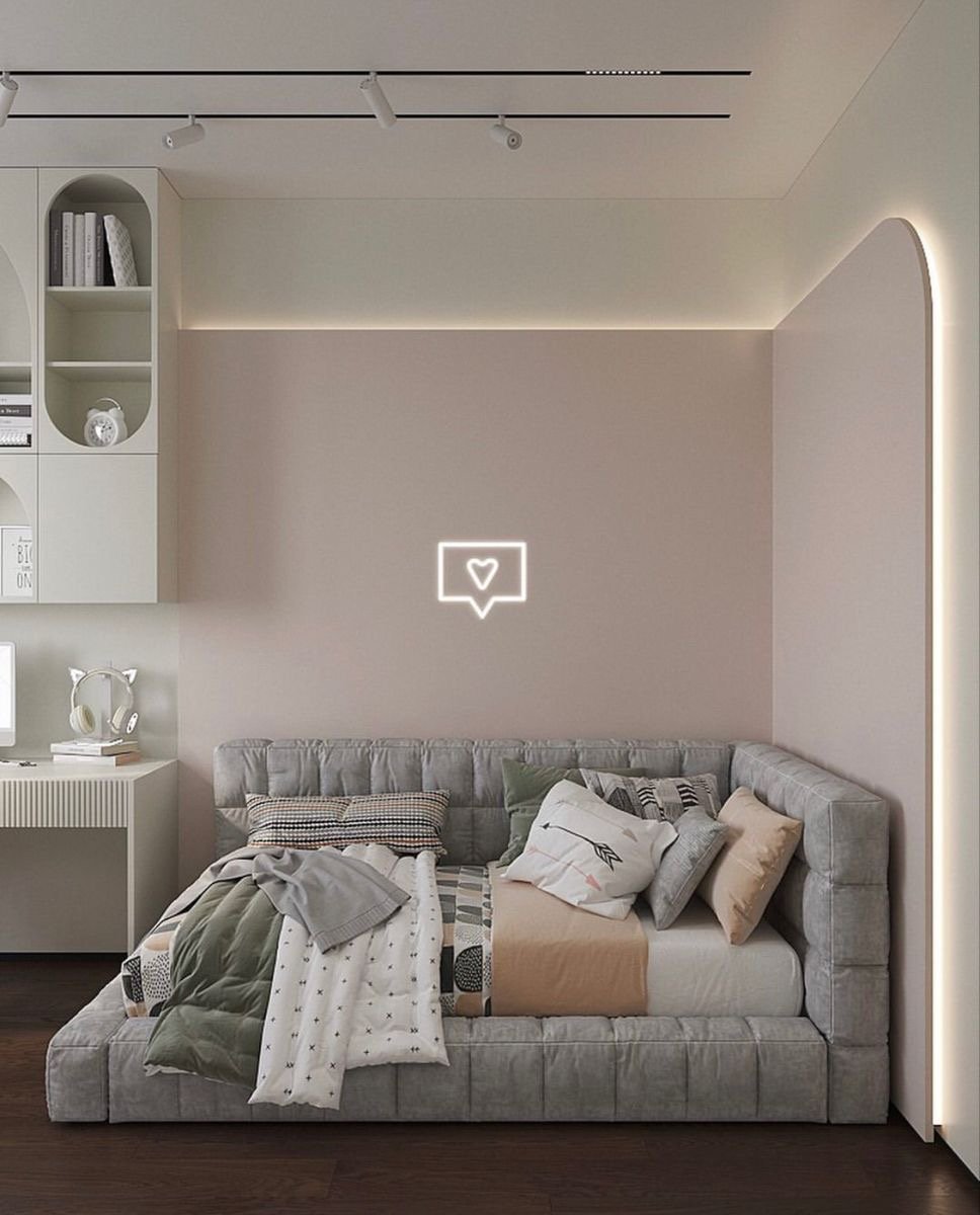 IMG_2816 Lavender Bed, Gray Velvet - Image 1