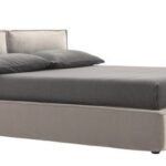 سرير فيا مخمل بيج