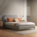 سرير فرح مخمل رمادي